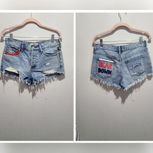 Free People We The Free Embroidered Distressed Printed Jean Shorts Size 25